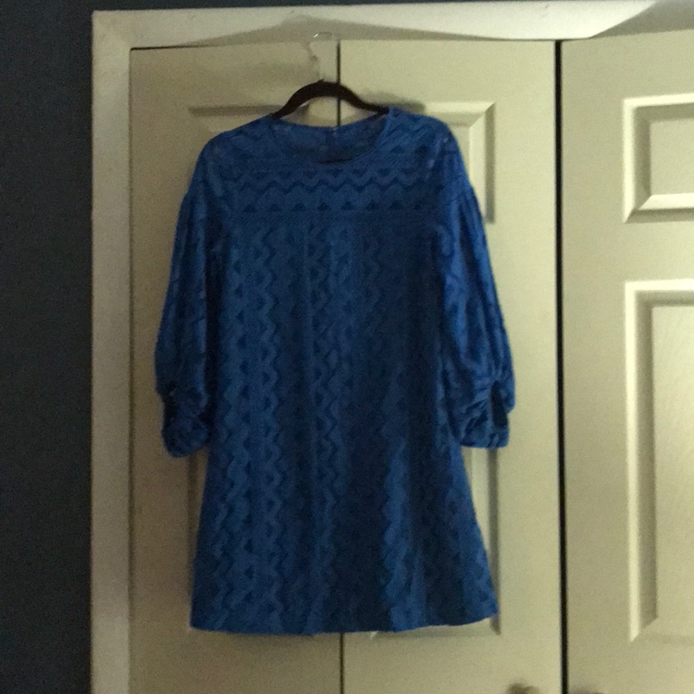 Blue lace dress size 4 Laundry by Shelli Segal